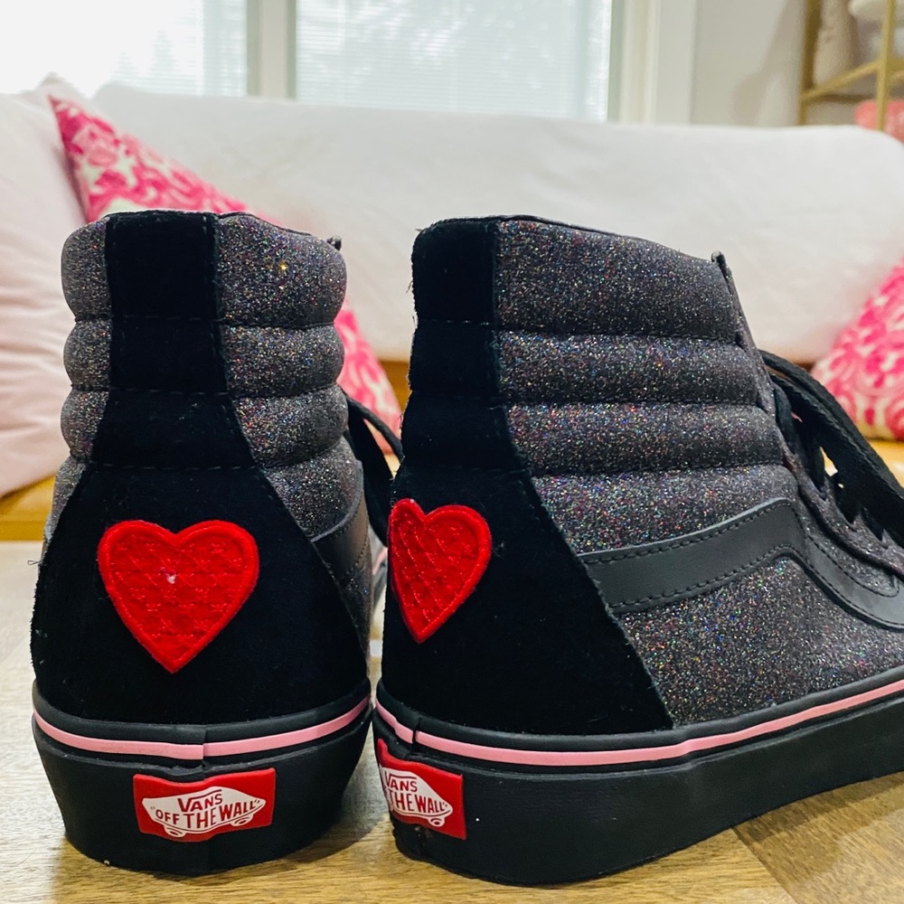 Custom Vans Size 9.5 NWOT